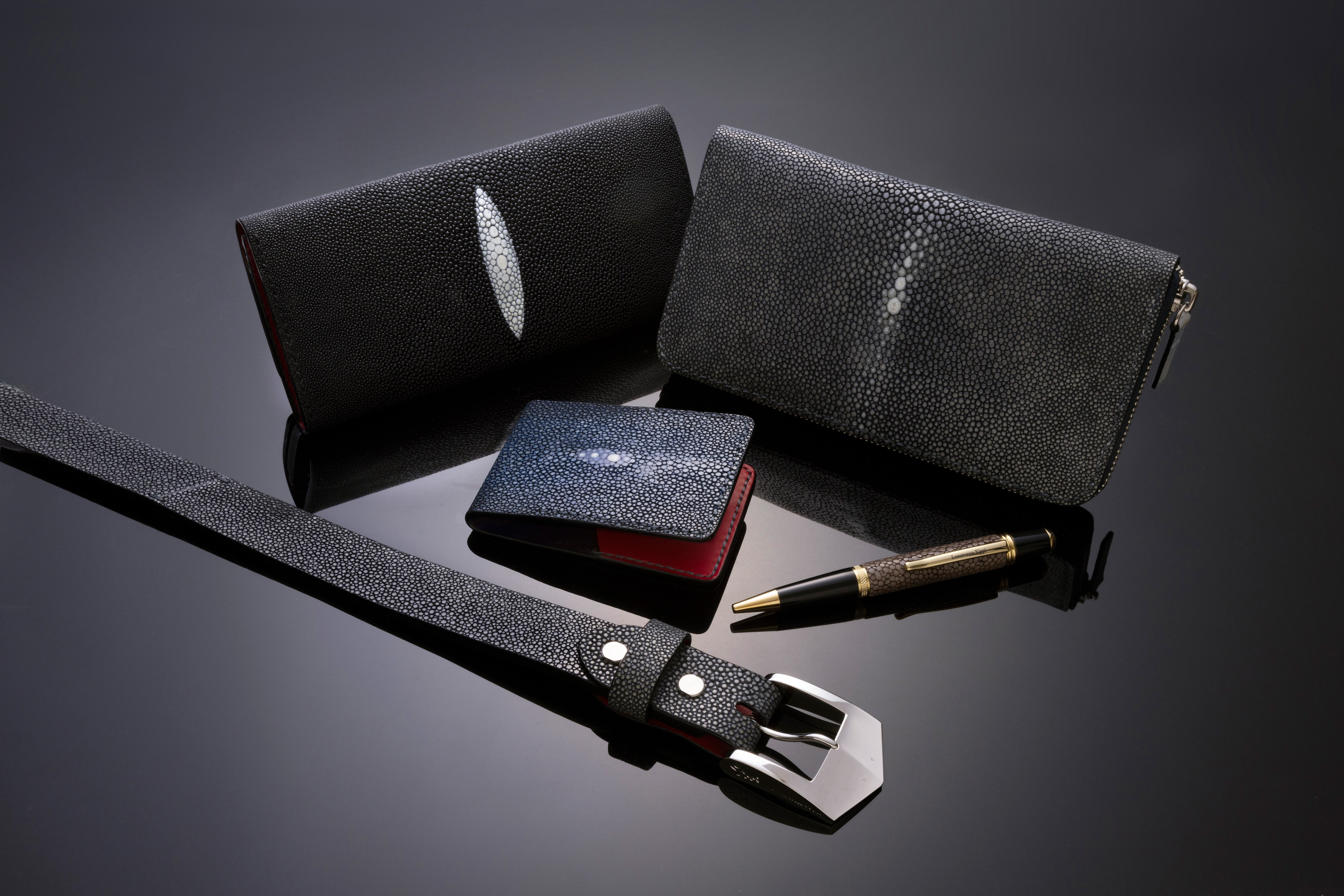 日本製最高峰のエイ革財布・バッグ｜ルナロッサヨッピー – ルナロッサ