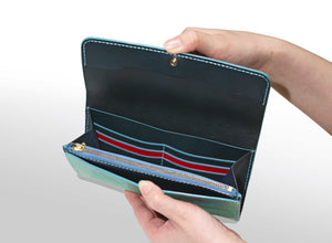 長財布：アイスグリーン (手染め一点物) - ルナロッサ・ヨッピー